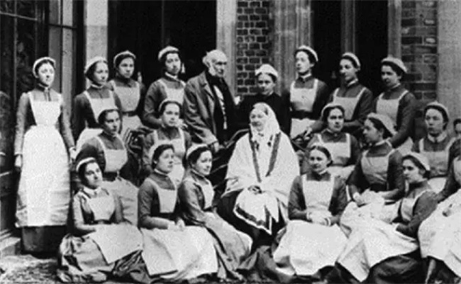 1860年第一所护士学校在什么地方 南丁格尔护士学校在哪创建   小刀娱乐网  第2张